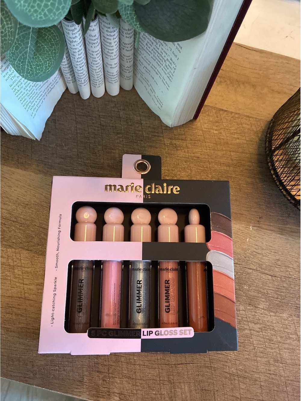 Marie Claire Paris 5-Pc Glimmer Lip Gloss Set – NEW Sealed